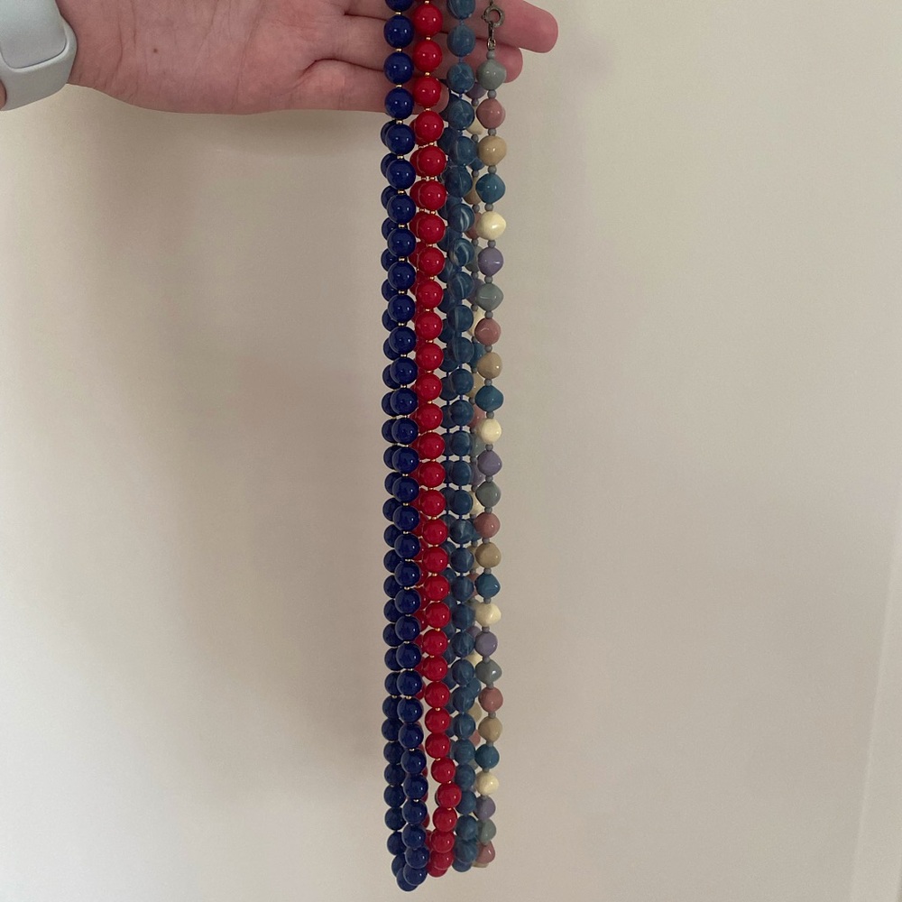 4-pack of vintage beaded necklaces